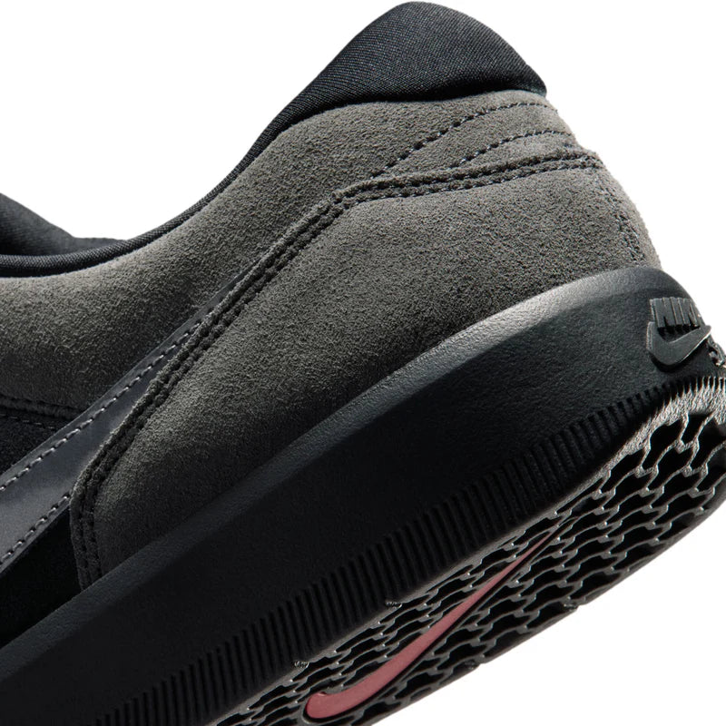 Nike SB - Force 58 - Black / Dark Grey
