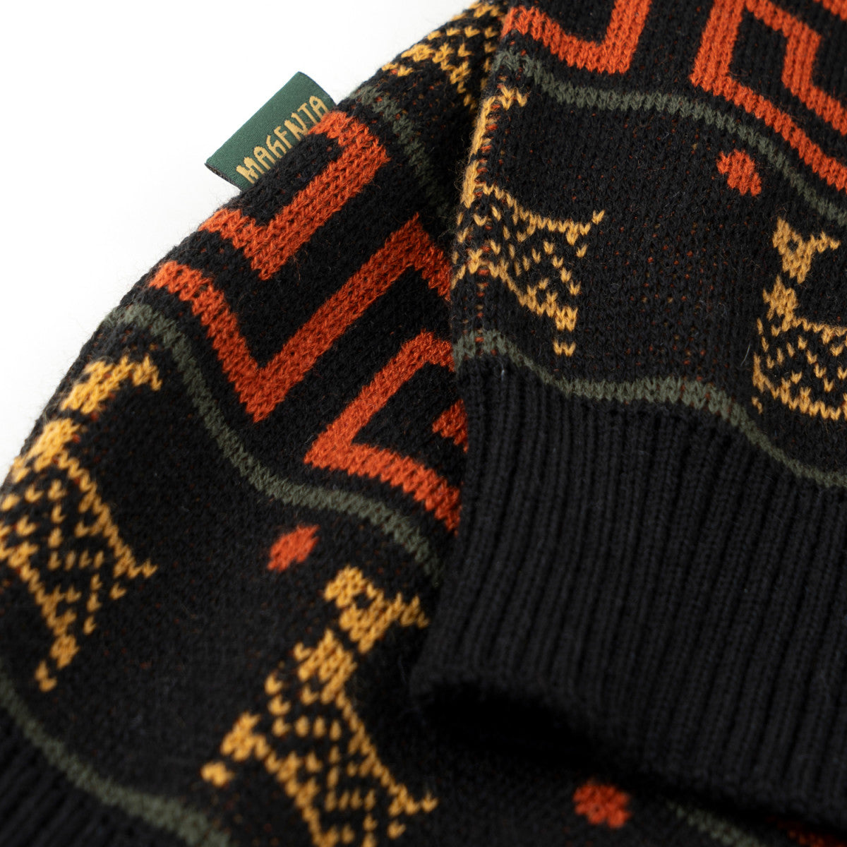Magenta - Peru Knit Crewneck - Black