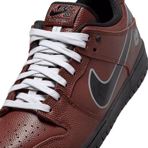 Nike SB - Dunk Low Pro Limosine - Football