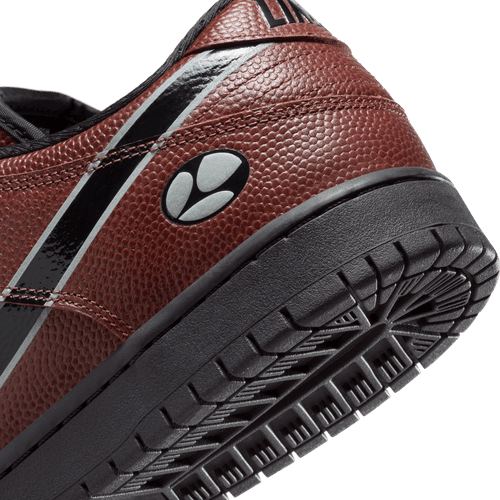 Nike SB - Dunk Low Pro Limosine - Football