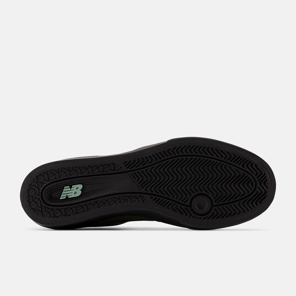 New Balance - 272 - Green / Black