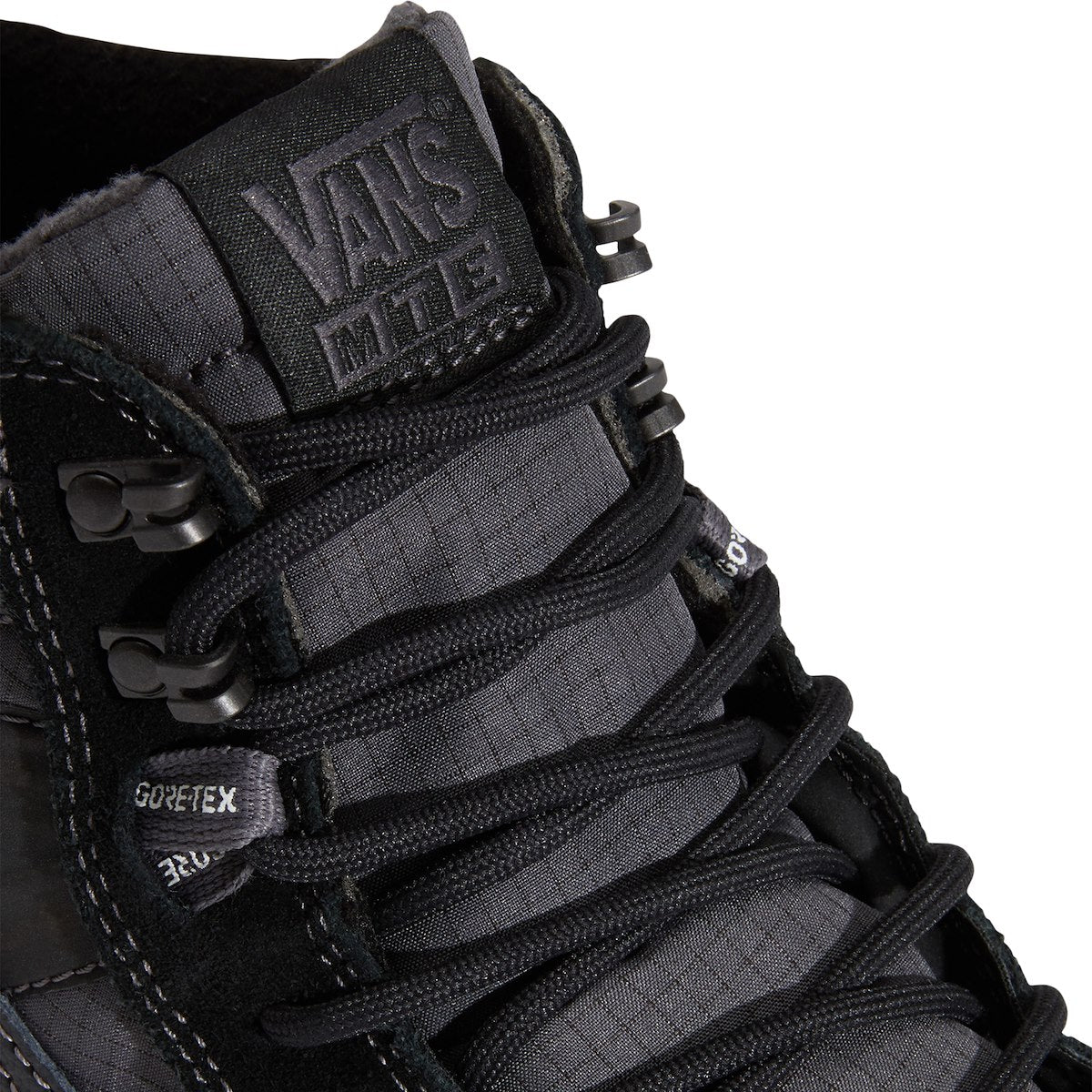 Vans - Sk8 Hi Gore-Tex Insulated - Black/Black