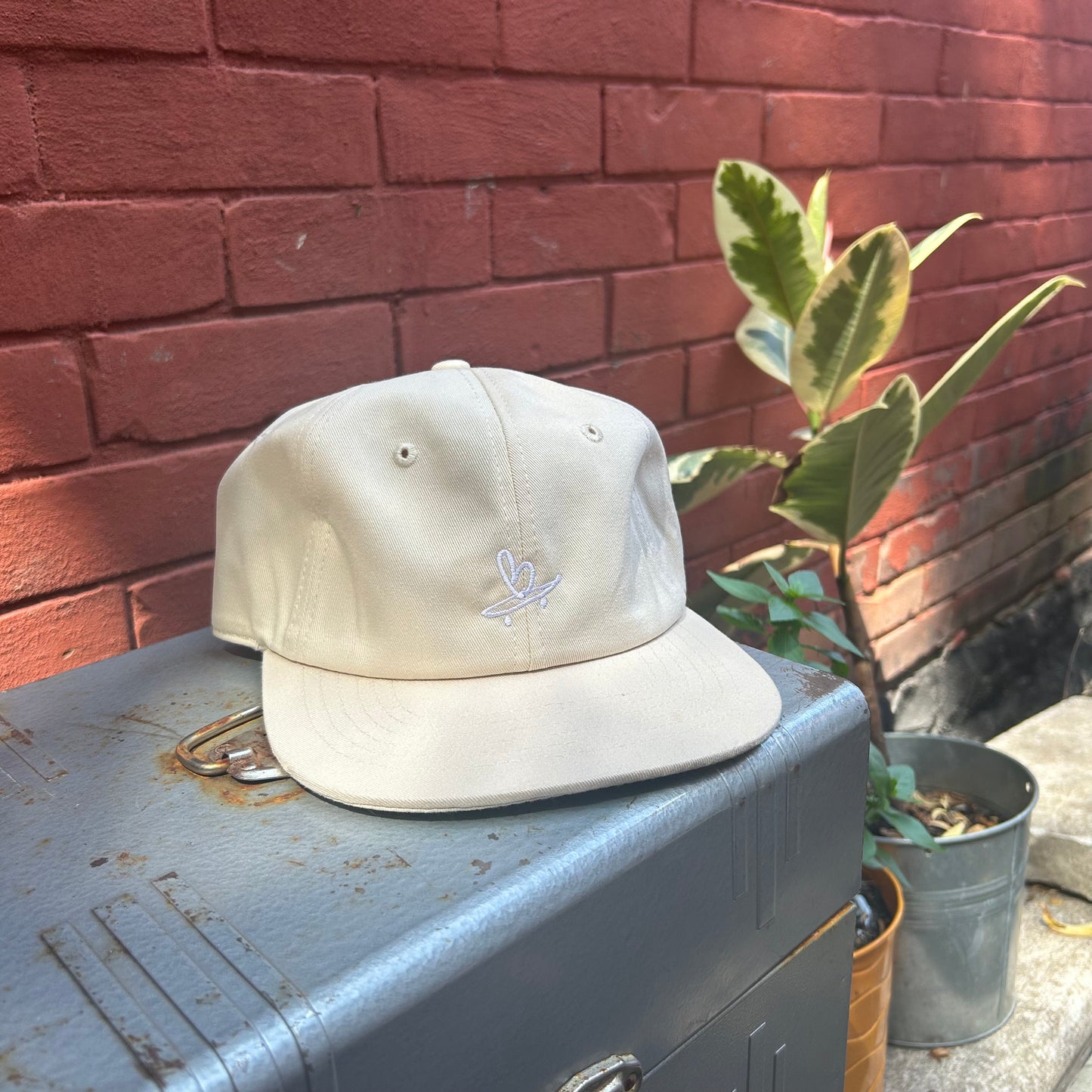 Beart - Six Panel Strapback - Oatmeal
