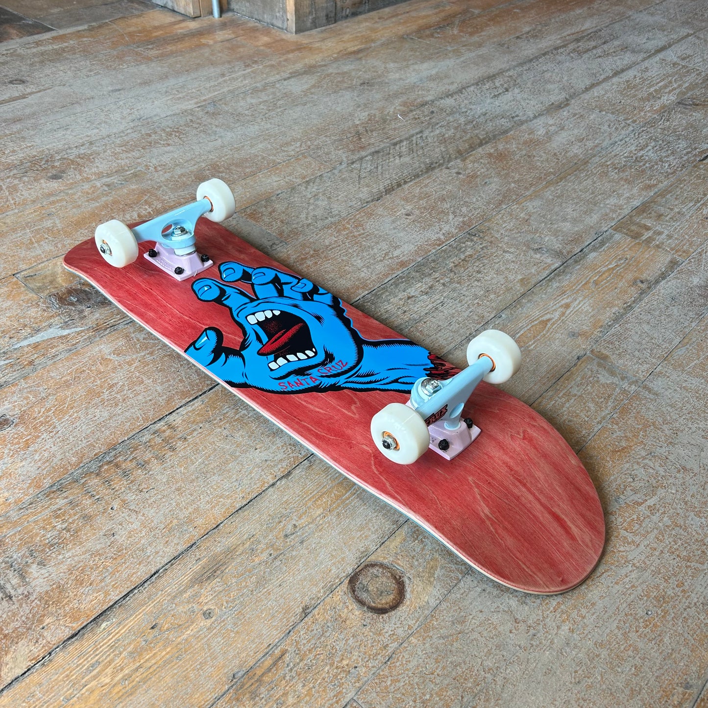 Next Step Complete - Santa Cruz Screaming Hand - 8"