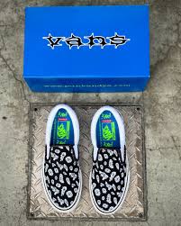 Vans - Punk & Yo Skate Slip on - Black / White