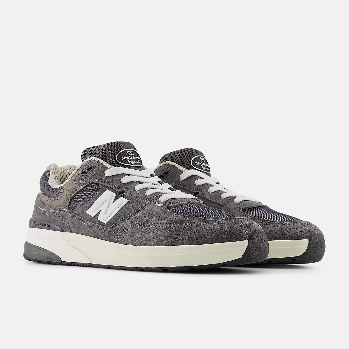 NB Numeric - 933 Reynolds - Grey / White